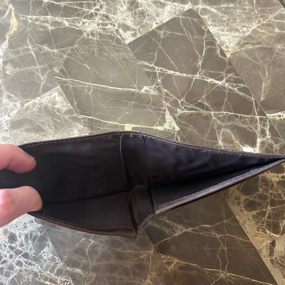 Dark brown Buxton wallet
